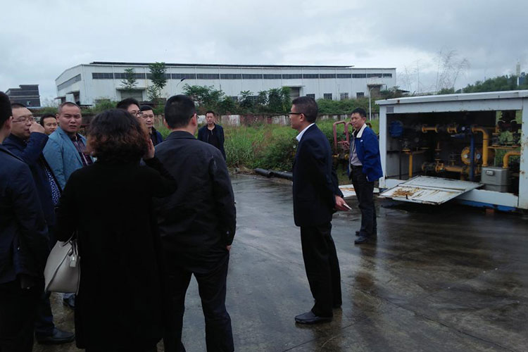 總經(jīng)理彭濤一行到燃?xì)飧髯庸鹃_(kāi)展調(diào)研工作2